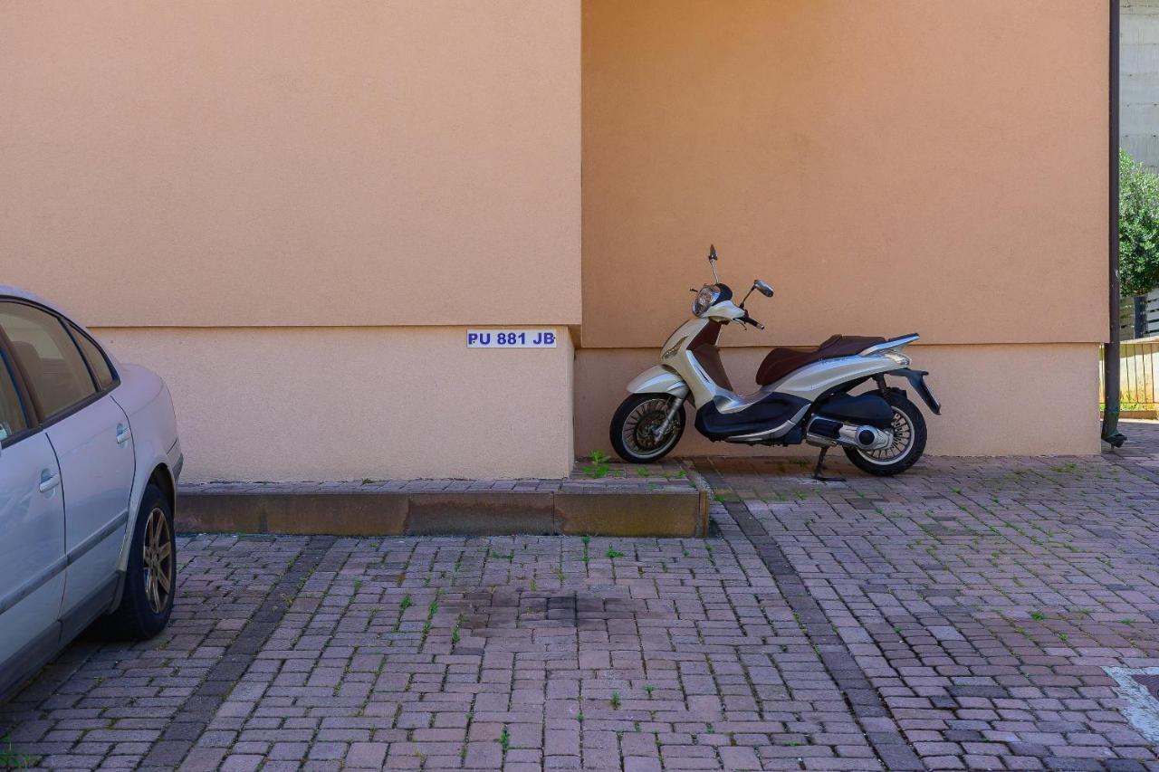 Apartment Vita Pula Exteriér fotografie